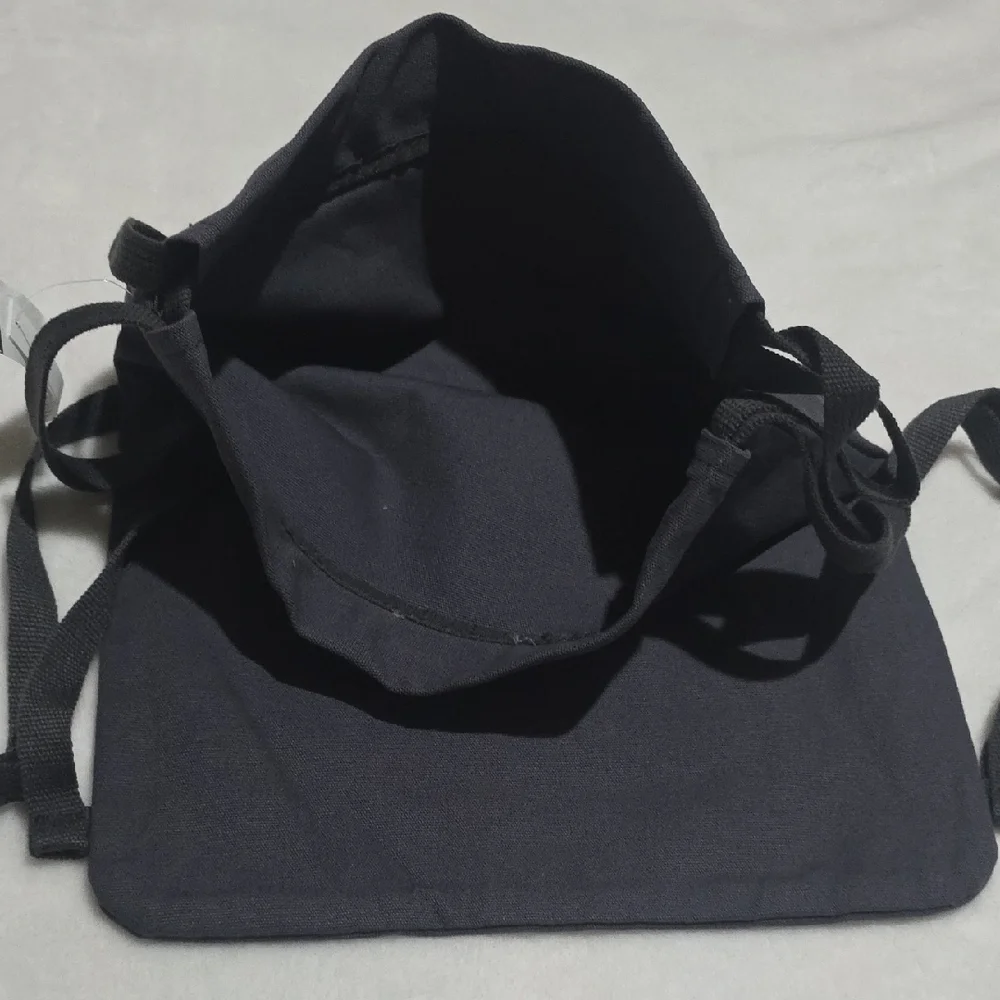 Universal Studio stylish black